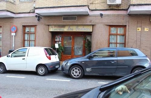Vicalvaro Apartment | Octavio Loft: Wifi /1.5 bathrooms /AA