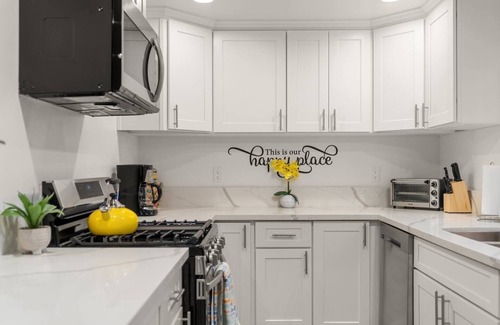 Los Angeles House | October Sale! 35% Off - Avalon Bnb