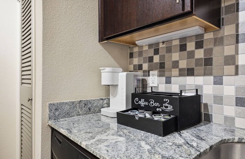 The Galleria Apartment | October Specials Chic Galleria Getaway with Saltwater Pool