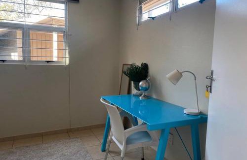 Umhlanga Apartment | Odenvillea Guest Cottage