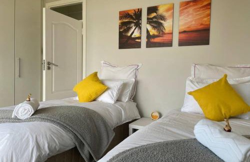 Umhlanga House | Odenvillea House - Amazing Sea Views