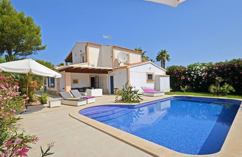 Cielo de Bonaire Ski Chalet | Odette - House with pool near the sea in Bonaire, Alcúdia