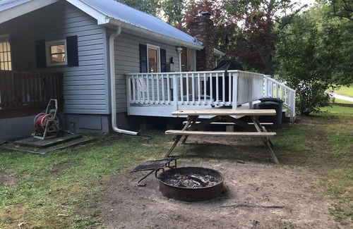 Salem Cottage | Off the Beaten Path: Cottage for families and fisherman.