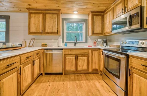 Blue Ridge Cabin | Off the Hook - Riverfront, hot tub, fire pit, pets