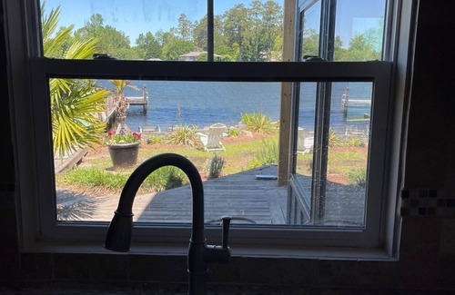Chapin House | "Off The Mainland" Lake front home with private dock & optional pontoon rental