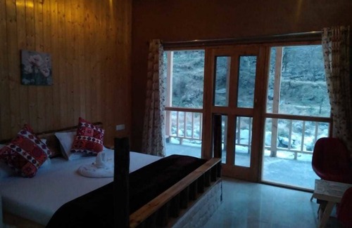 Banjar Hotel | Offbeat Abodes - Tirthan Valley