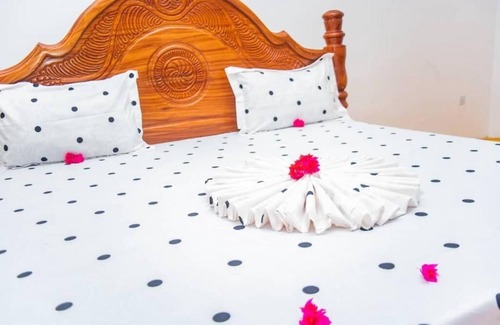Katlehong Apartment | Offering a garden and garden view, one-bedroom apartments. n