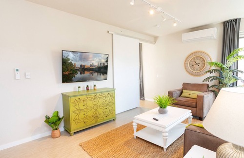 Powderhorn Apartment | Office w/ Desk🍀Fast WiFi🍀In-Unit W/D🍀Keurig+Coffee
