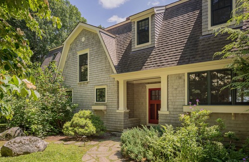 Camden House | Ogier Point Cottage on coveted Bay View St. Summer just opened up! Book Now!