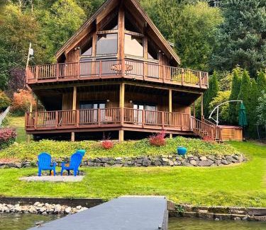 Eatonville House | Ohop Lake Escape