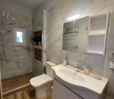 Aitoliko Apartment | OINEAS