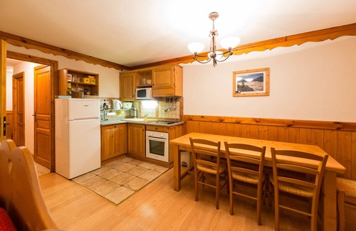 Oz Apartment | Oisans - Massif des Rousses: Comfortable T4 at the foot of the slopes in Oz-en-Oisans