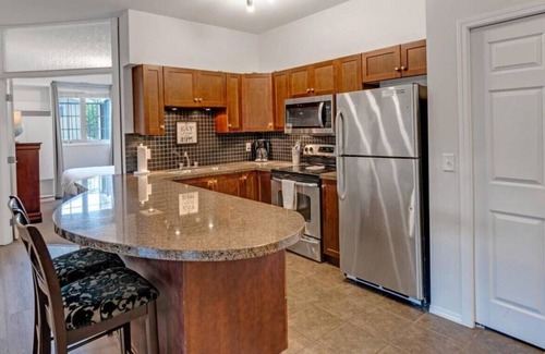 Quail Ridge Apartment | Okanagan Excellence - Poolside! #1322