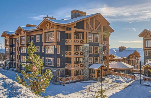 Big White Ski Resort Condo | Okanagan - Stonegate Resort Unit C402
