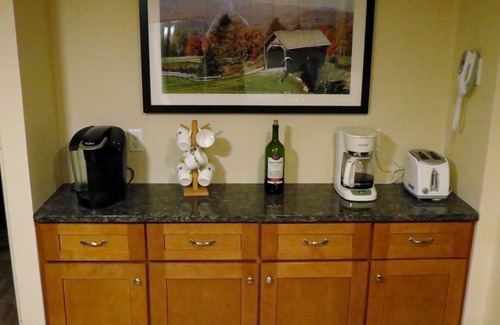 Mount Holly House | Okemo Ski Getaway in Mount Holly/Ludlow VT Under 5 miles to the slopes.