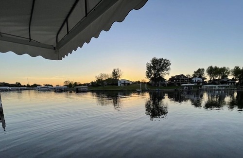 West Okoboji House | Okoboji Family Lake House Getaway
