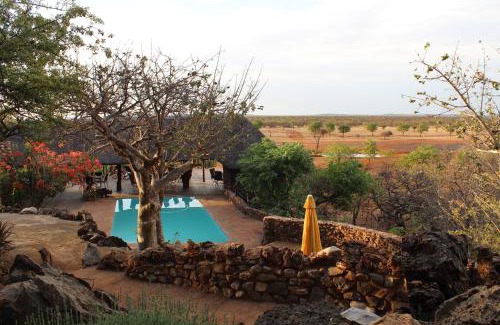 Outjo Cabin | Okutala Etosha Lodge