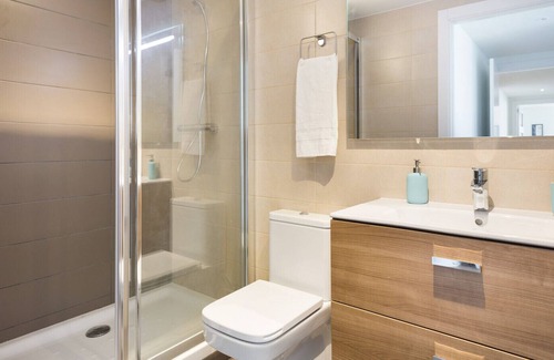Sant Adria de Besos Apartment | Olala harbor forum 5. 1