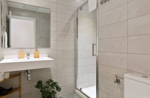 L'Hospitalet de Llobregat Apartment | Olala Urban Chill Flat ENT4 I Terrace