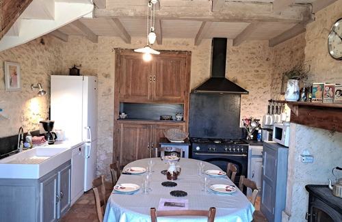 Saint-Avit-Senieur Cottage | Old 19th-century Périgord farm with a spa