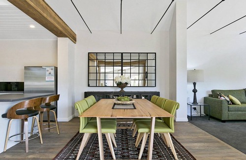 Moss Vale House | Old Bank Stables – north facing sun patio, outdoor furniture and BBQ