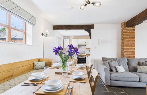 Ryde House | Old Byre, Little Upton Farm