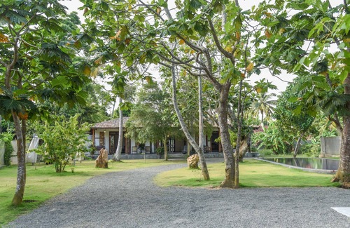 Kathaluwa Villa | Old Ceylon Superior Double in Ahangama
