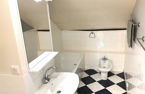 Chinon Apartment | OLD CHINON CHARMING APARTMENT 70 M2 REDONE