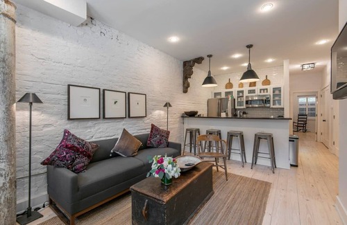 Philadelphia Apartment | Old City Charm/In Law Suite/A+ Location