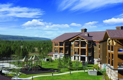 West Yellowstone Resort | Old Faithful here we come!