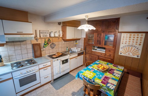 Kappl House | Old farmhouse (1600m altitude) in a quiet location on the sunny side of the Paznaun valley