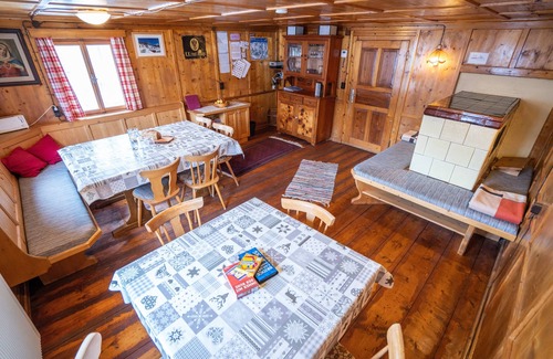 Kappl House | Old farmhouse (1600m altitude) in a quiet location on the sunny side of the Paznaun valley