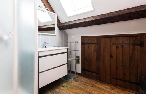 Le Gua House | Old farmhouse facing the Vercors