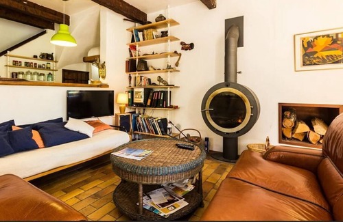 Le Gua House | Old farmhouse facing the Vercors