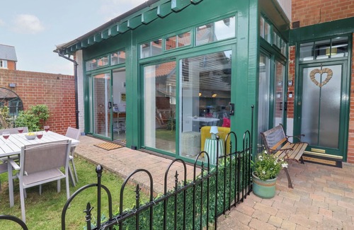 Felixstowe House | OLD FELIXSTOWE, BATH ROAD, pet friendly in Felixstowe, Suffolk