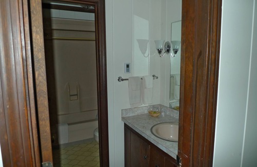 Intervale Bed & Breakfast | Old Field House