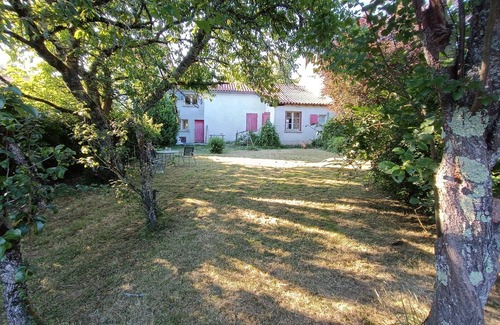 Adriers House | Old French Village House With Large Garden