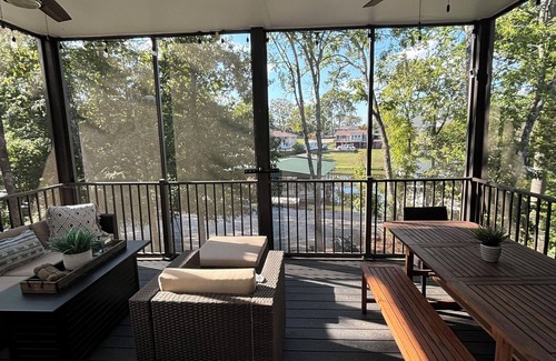 Gallatin Condo | Old Hickory Lake RetreatnShort walk to the water!