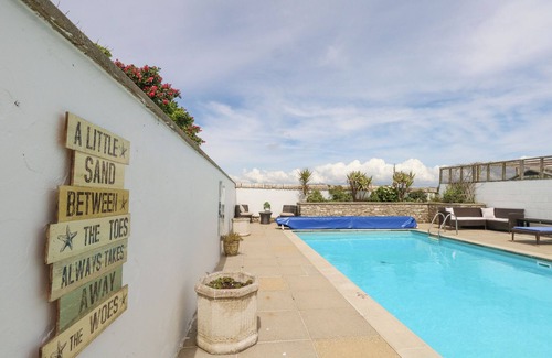 Southwell Cottage | Old Higher Lighthouse Stopes Cottage