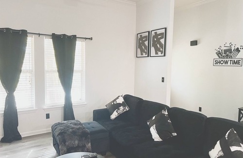 McDonough House | Old Hollywood with Modern touches