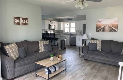 Huron House | Old Homestead Beach! 3 Bedroom Home