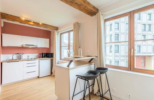 Vauban Esquermes Apartment | Old Lille - Functional studio at the Quai du Wault