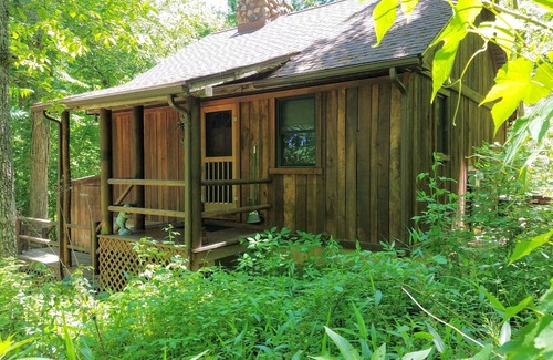 Logan Cabin | Old Man's Haven - Cabin 4
