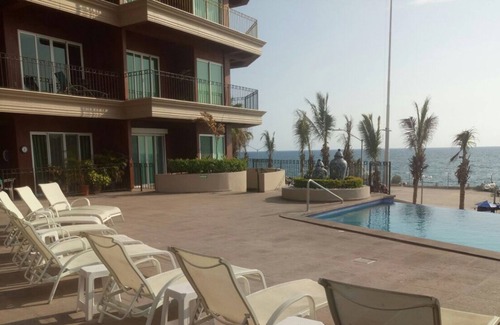 Balcones de Loma Linda Condo | Old Mazatlan Waterfront One Bedroom in the Vue