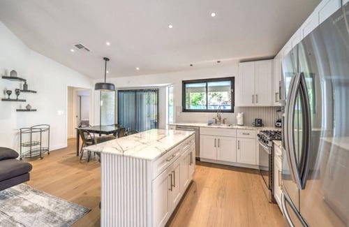 Green Valley North House | Old Mill | Chic Modern Bungalow in Green Valley!