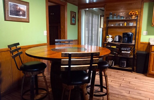 Cranberry House | Old Miller Farm - Cozy Country Home