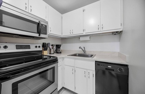 West Naples Apartment | Old Naples Beach Condo