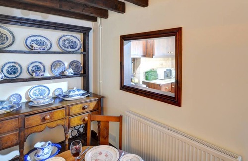 Porthcawl House | Old Newton Cottage in the beautiful Porthcawl