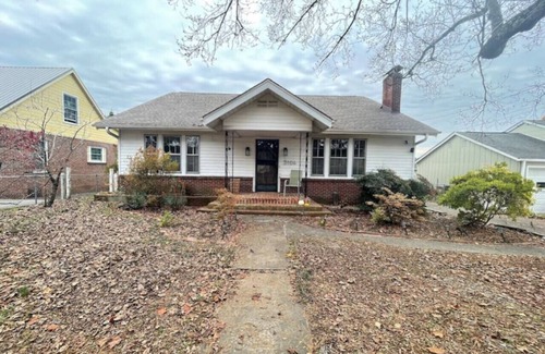 Greenway House | Old North Knox ~ 3 Bedrooms <10min to Downtown