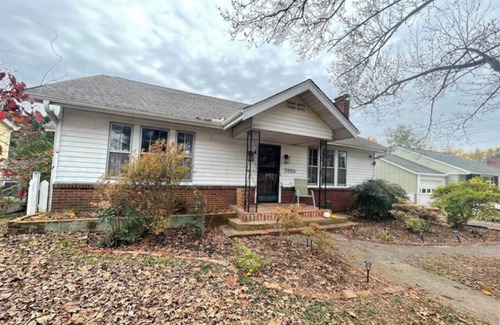 Greenway House | Old North Knox ~ 3 Bedrooms <10min to Downtown